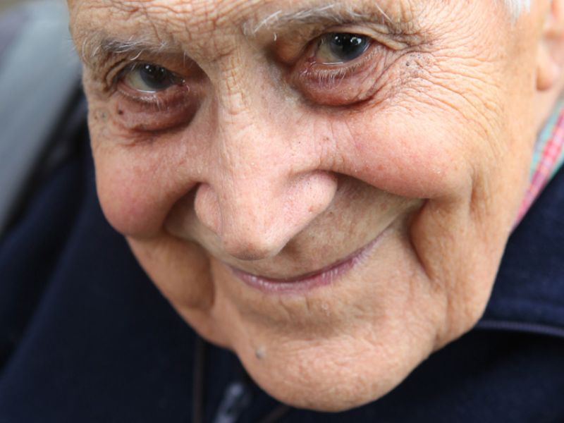 Se ne è andato in silenzio a 102 anni fratel Arturo Paoli